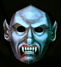 THE VAMPIRE MASK