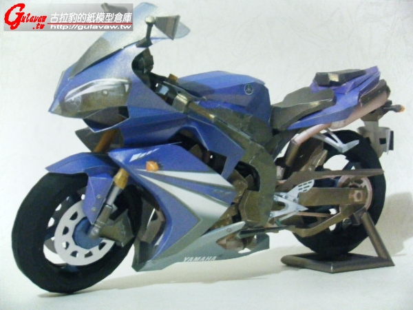 YZF-R1-07 005.jpg